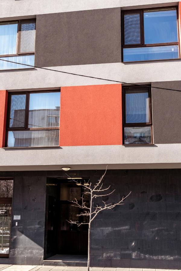 Bright 1Bdr Apartment With A Balcony โซเฟีย ภายนอก รูปภาพ