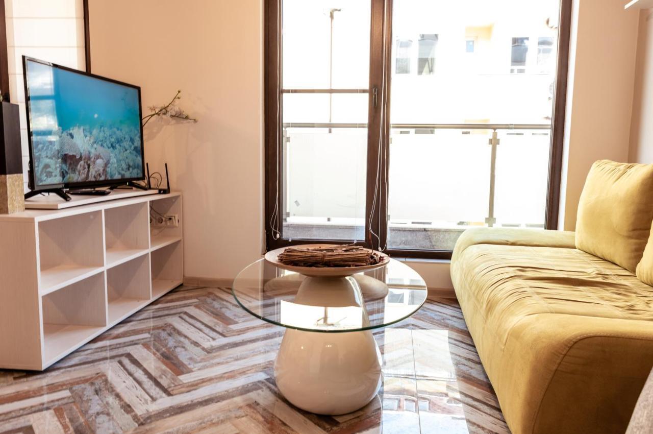 Bright 1Bdr Apartment With A Balcony โซเฟีย ภายนอก รูปภาพ