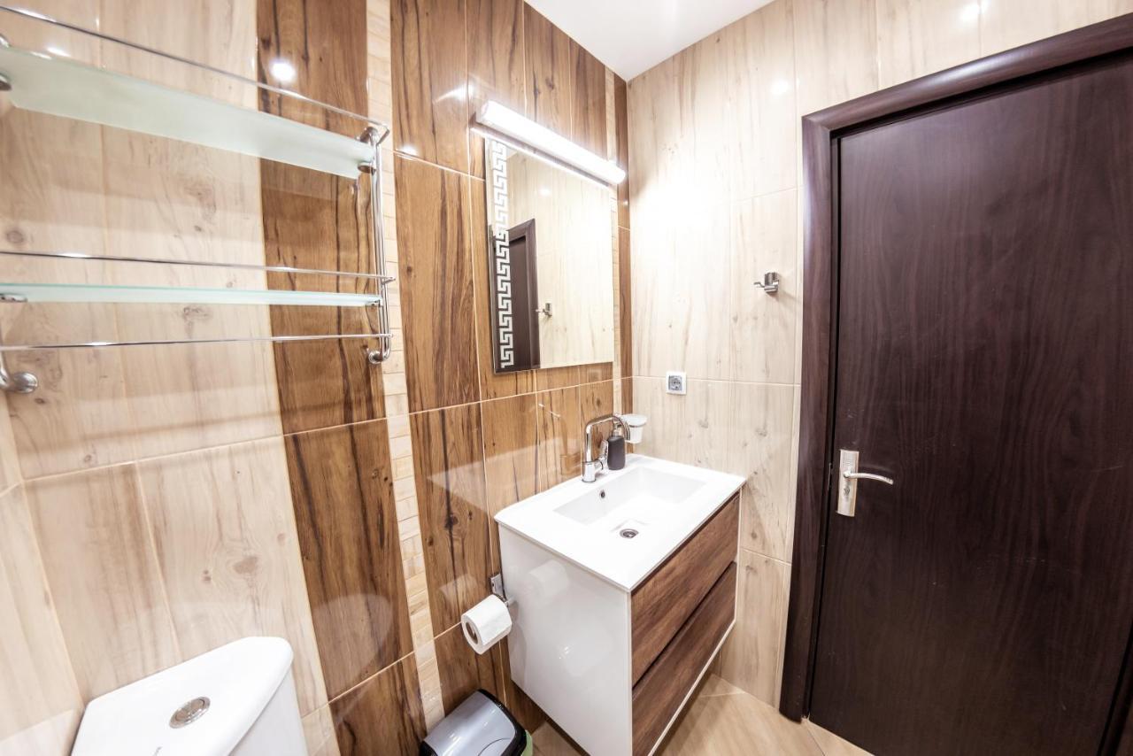 Bright 1Bdr Apartment With A Balcony โซเฟีย ภายนอก รูปภาพ